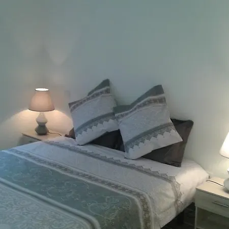 Chez Yves Et Annie * Nice